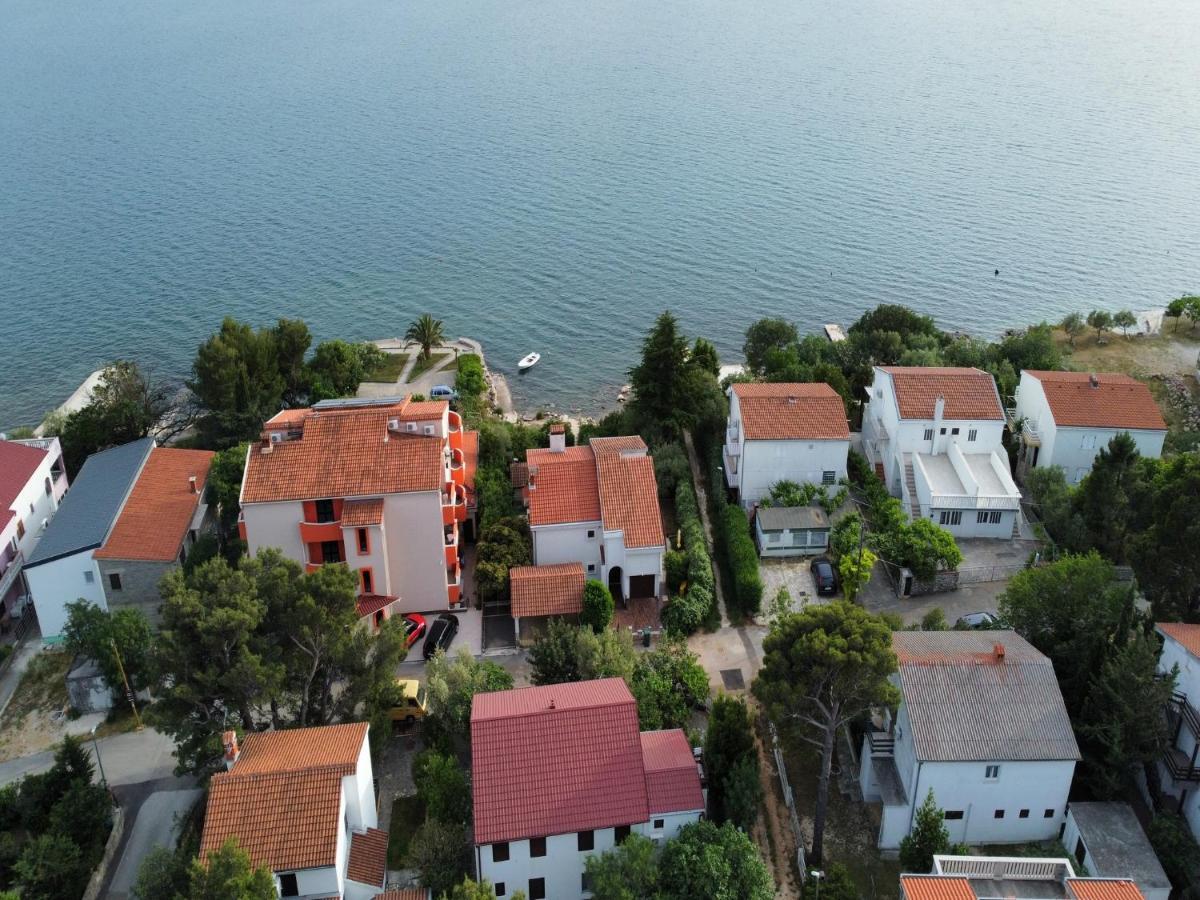 Apartments Lana - 30 M From The Sea Seline Exterior foto